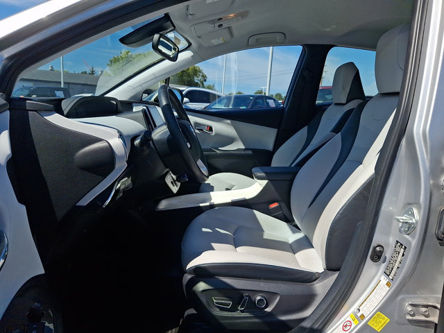 Used 2018 Toyota Prius Four FWD image 13