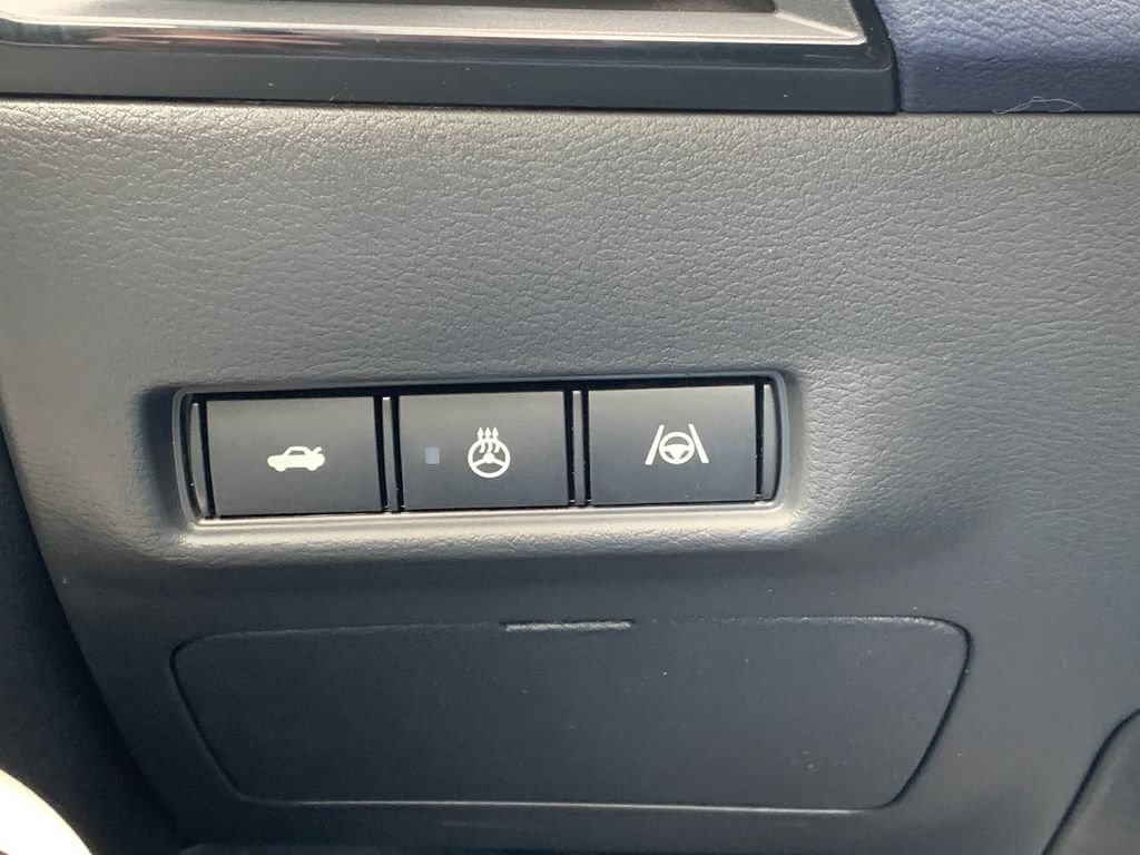 New 2026 Nissan Sentra SL w/ Floor Mat Package FWD image 18