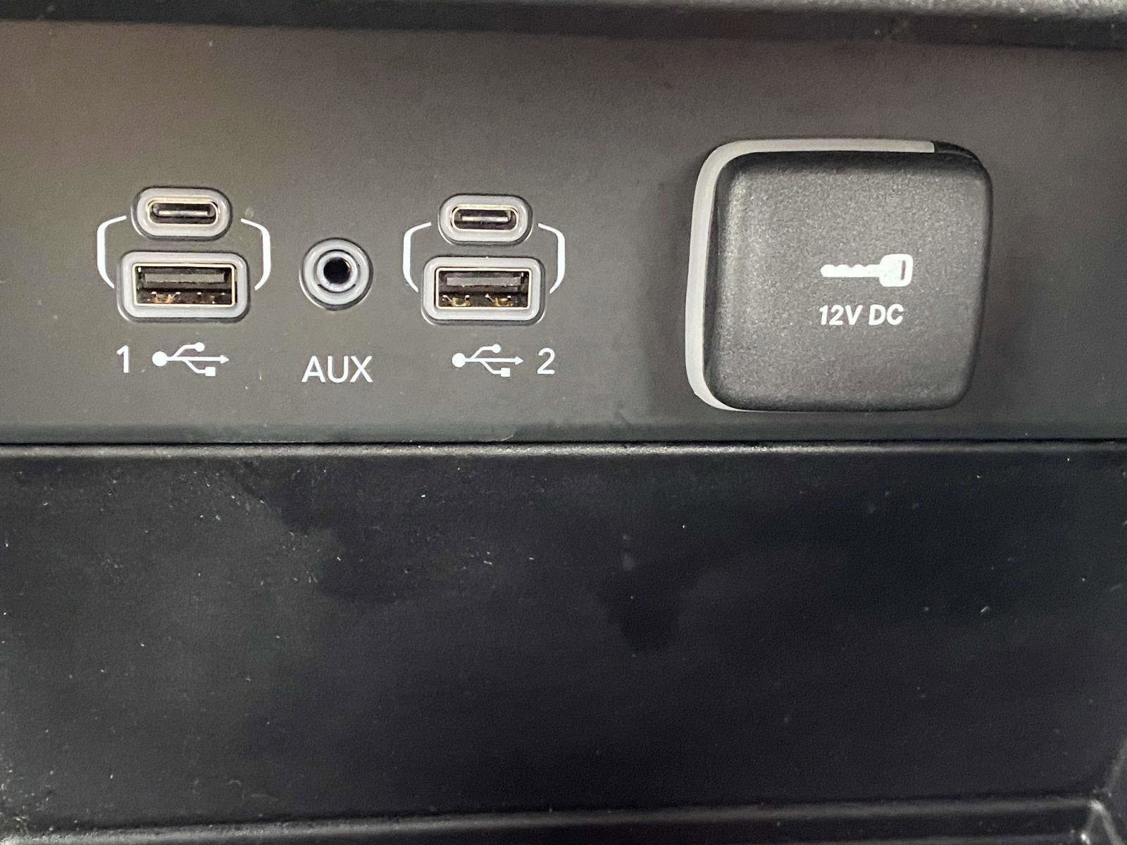 Certified 2024 Jeep Grand Cherokee Laredo image 5