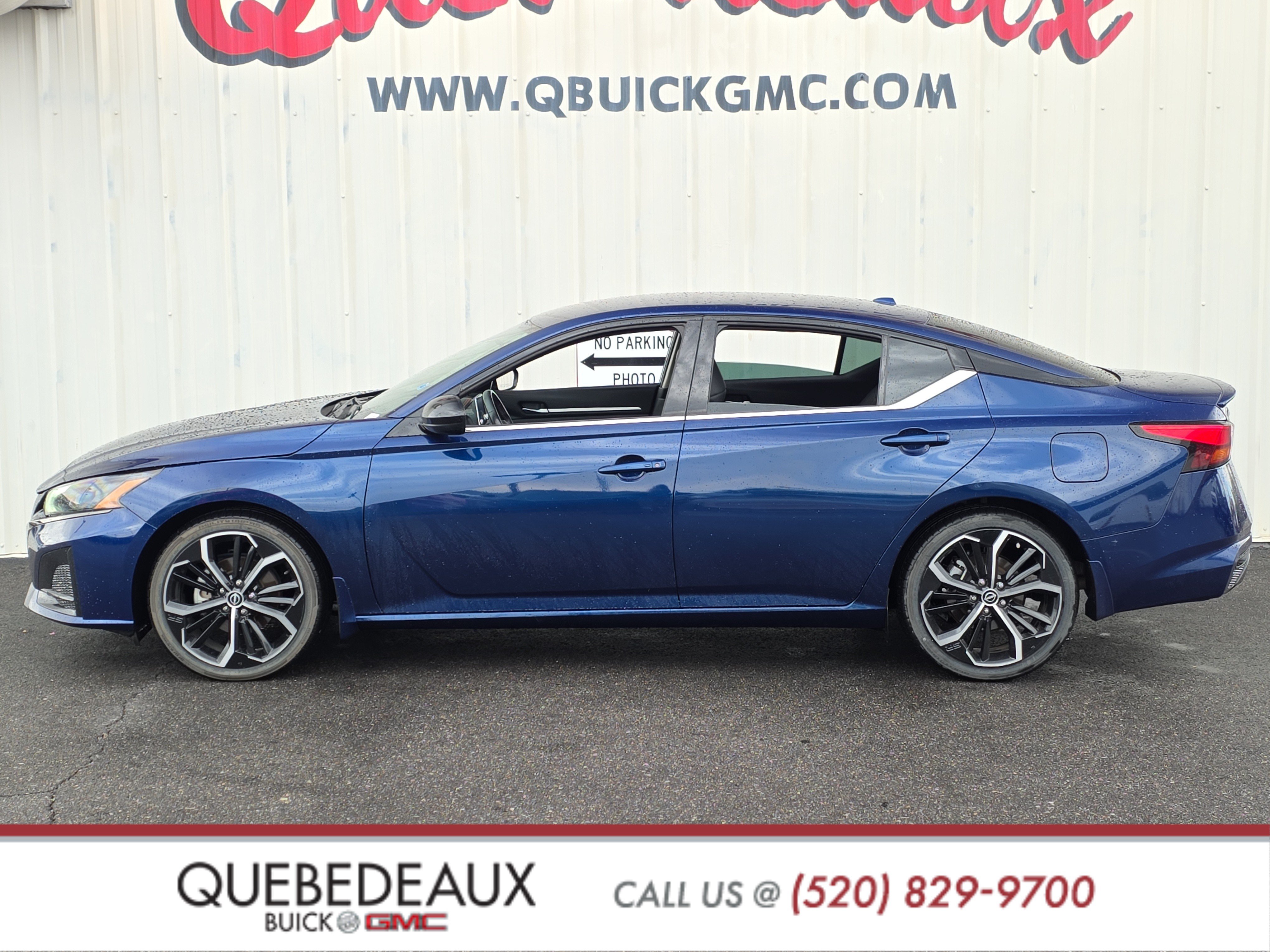 Used 2023 Nissan Altima 2.5 SR FWD image 4