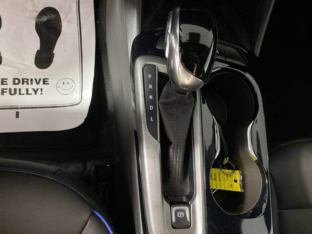 Used 2024 Buick Envista Sport Touring w/ Convenience I Package FWD image 19
