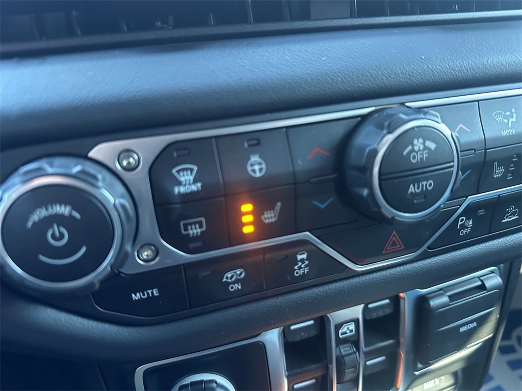 Certified 2024 Jeep Wrangler Unlimited Rubicon 392 image 24