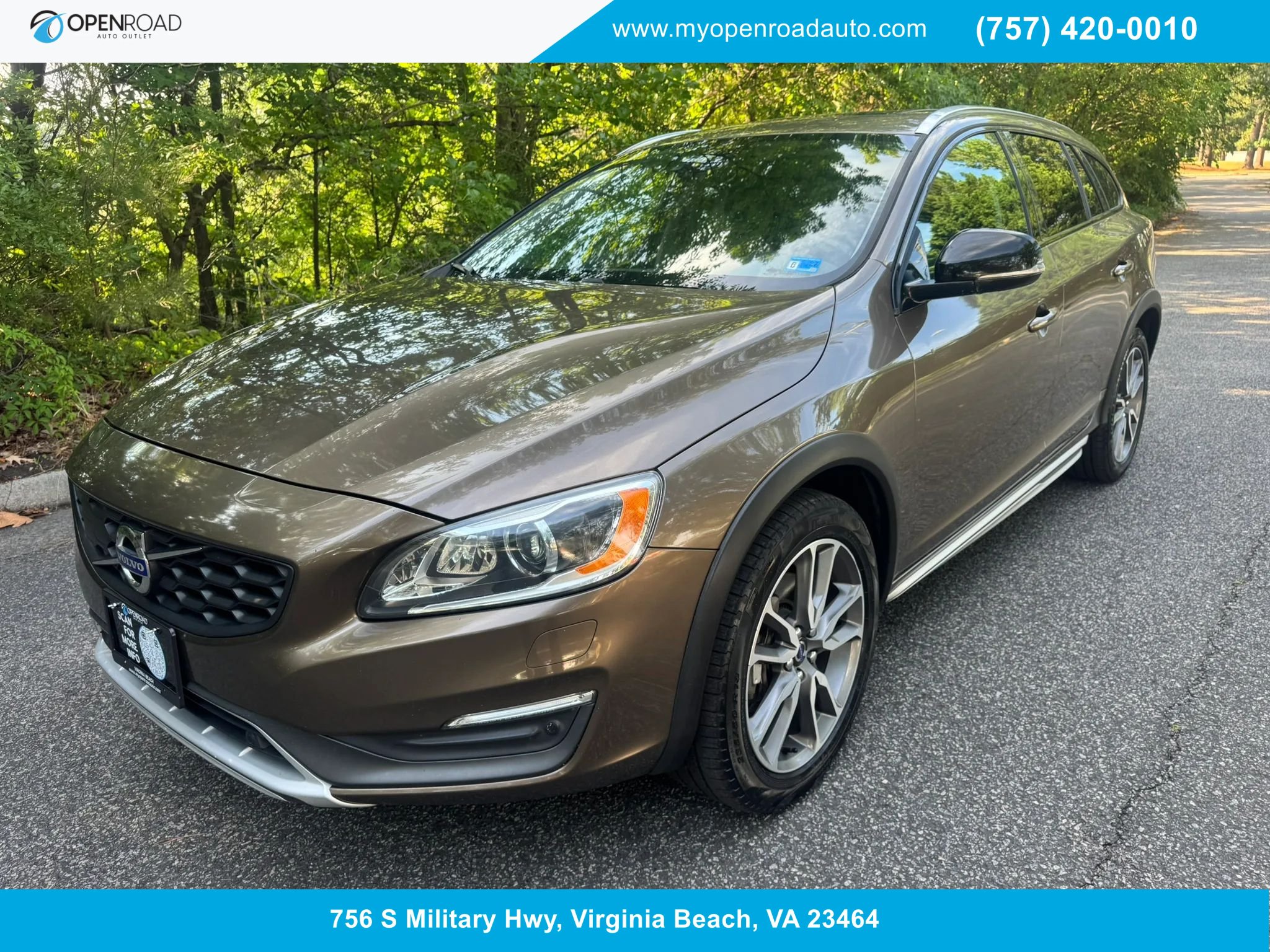 Used 2015 Volvo V60 T5 Cross Country Platinum AWD/4WD image 1
