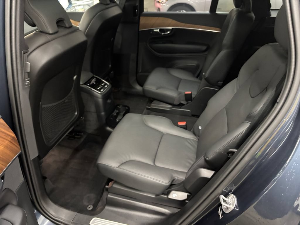 Certified 2025 Volvo XC90 T8 Plus w/ Protection Package Premier AWD/4WD image 14