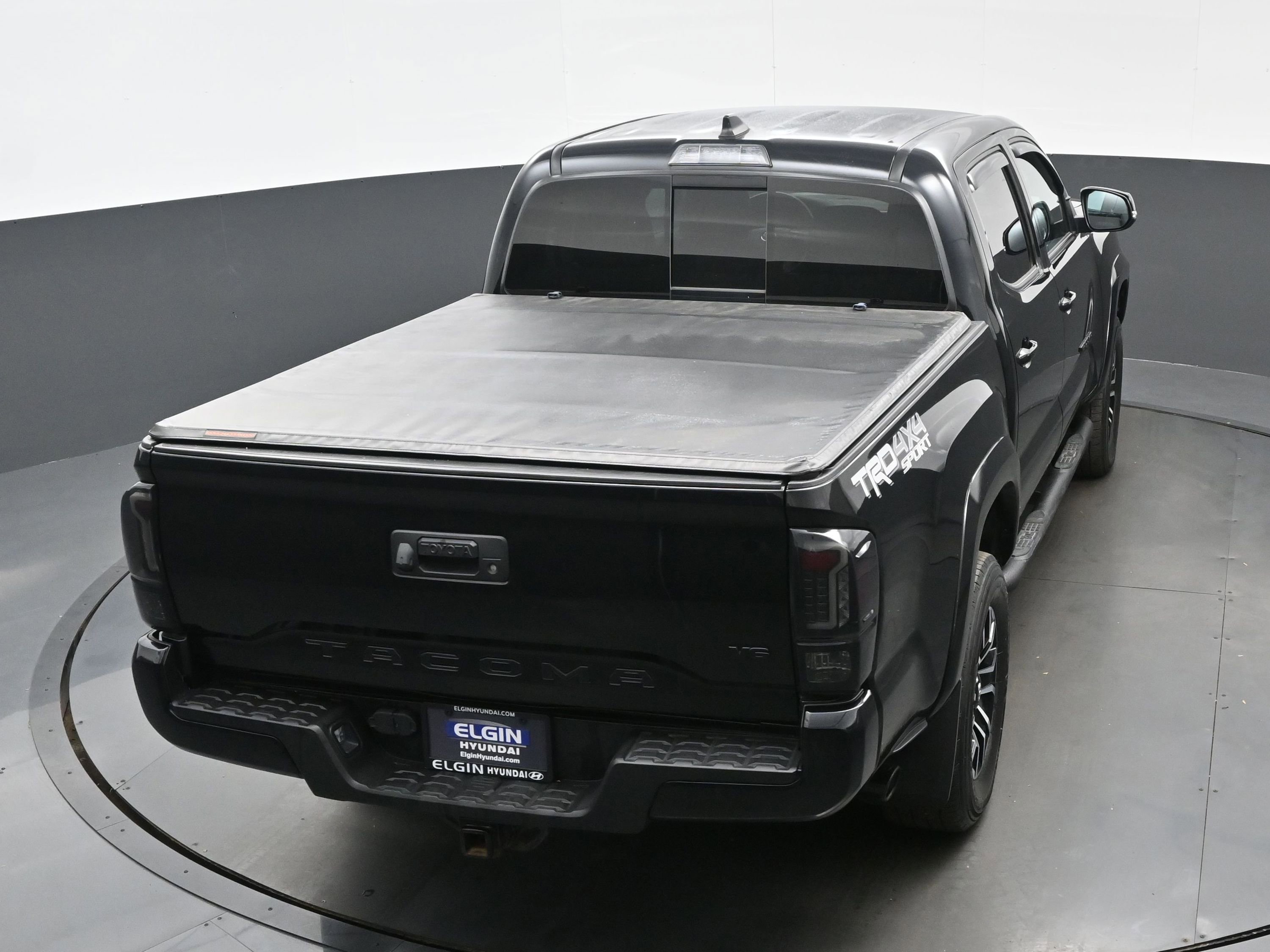 Used 2020 Toyota Tacoma TRD Sport image 38