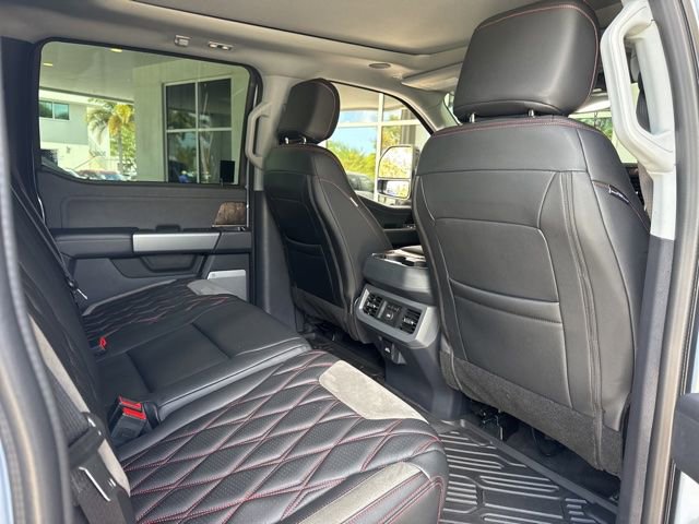 Used 2026 Ford F250 Lariat w/ Black Appearance Package image 7