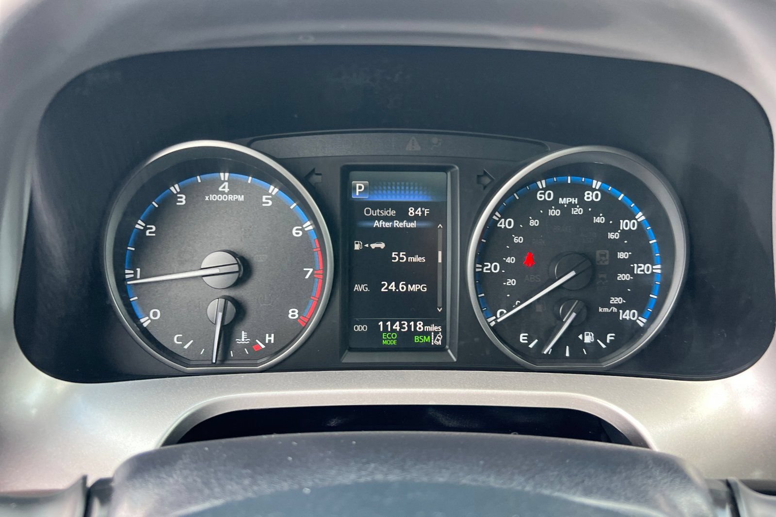 Used 2018 Toyota RAV4 XLE AWD/4WD image 21