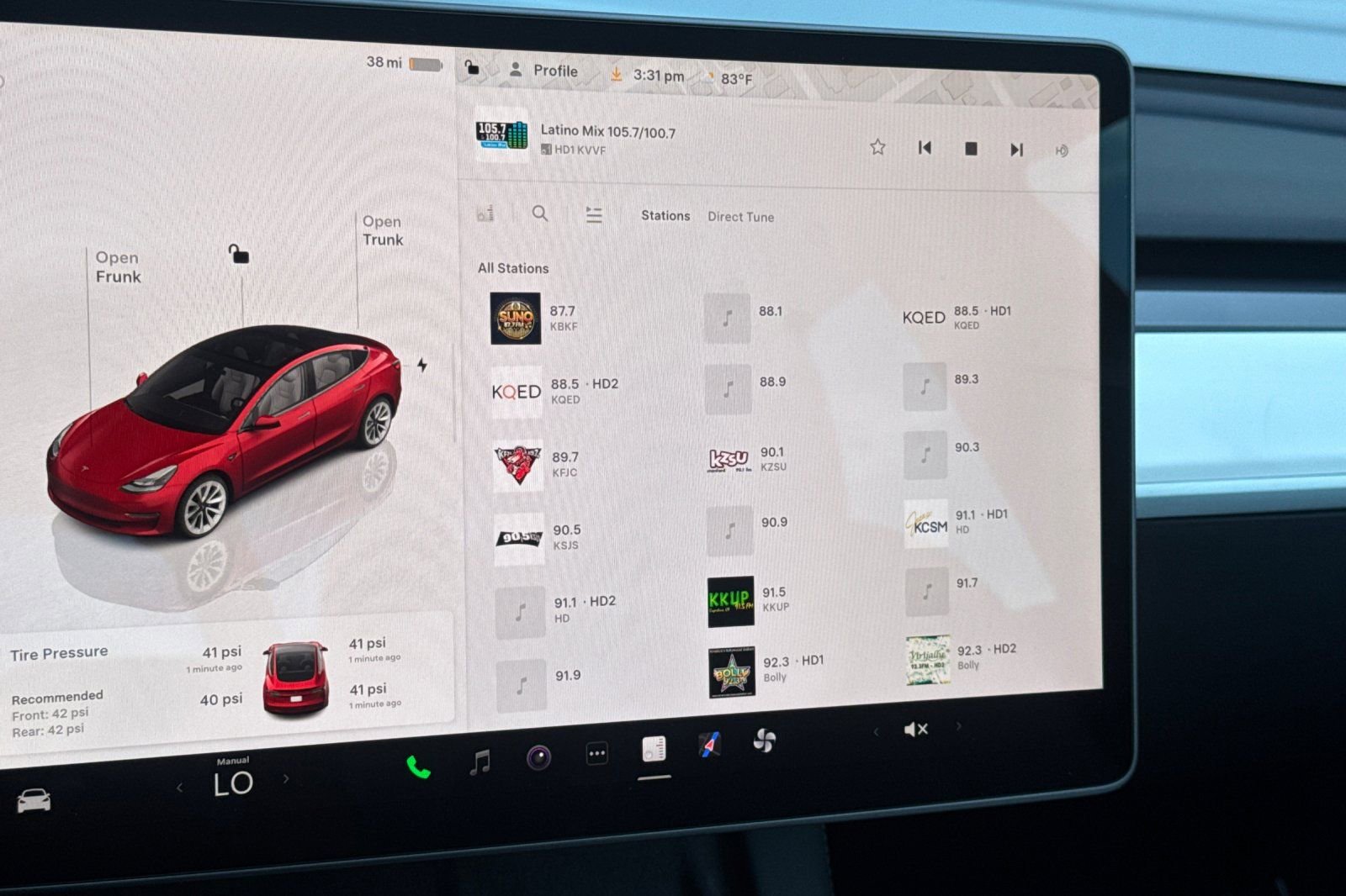 Used 2023 Tesla Model 3 Standard Range image 17