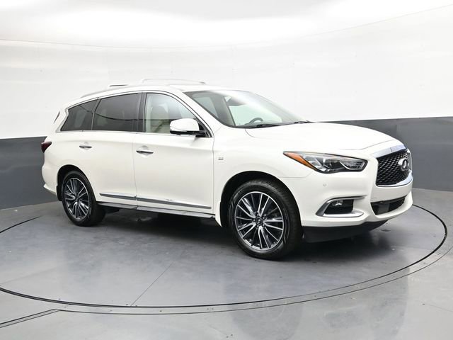 Used 2019 INFINITI QX60 Luxe w/ Sensory Package AWD/4WD image 2