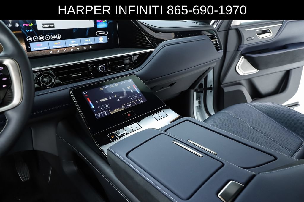 Certified 2026 INFINITI QX80 4WD w/ Sport Exterior Package image 24