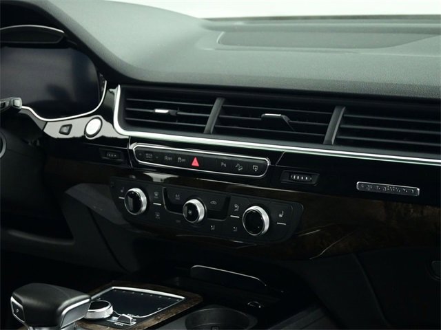 Used 2017 Audi Q7 3.0T Premium Plus image 35