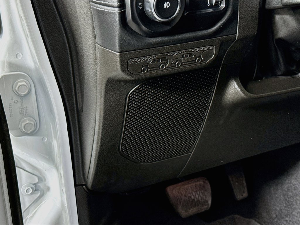 Used 2024 Jeep Wrangler Unlimited Rubicon AWD/4WD image 19