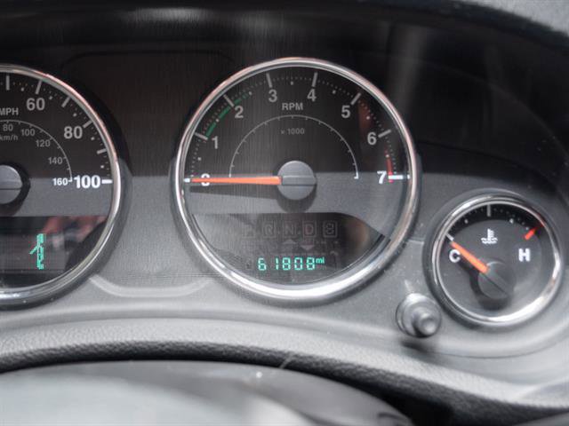 Used 2018 Jeep Wrangler Unlimited Rubicon w/ Cold Weather Group image 3