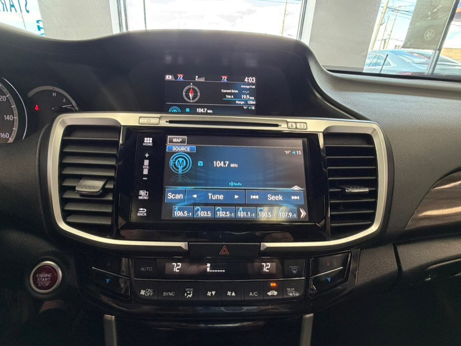 Used 2017 Honda Accord Touring image 34
