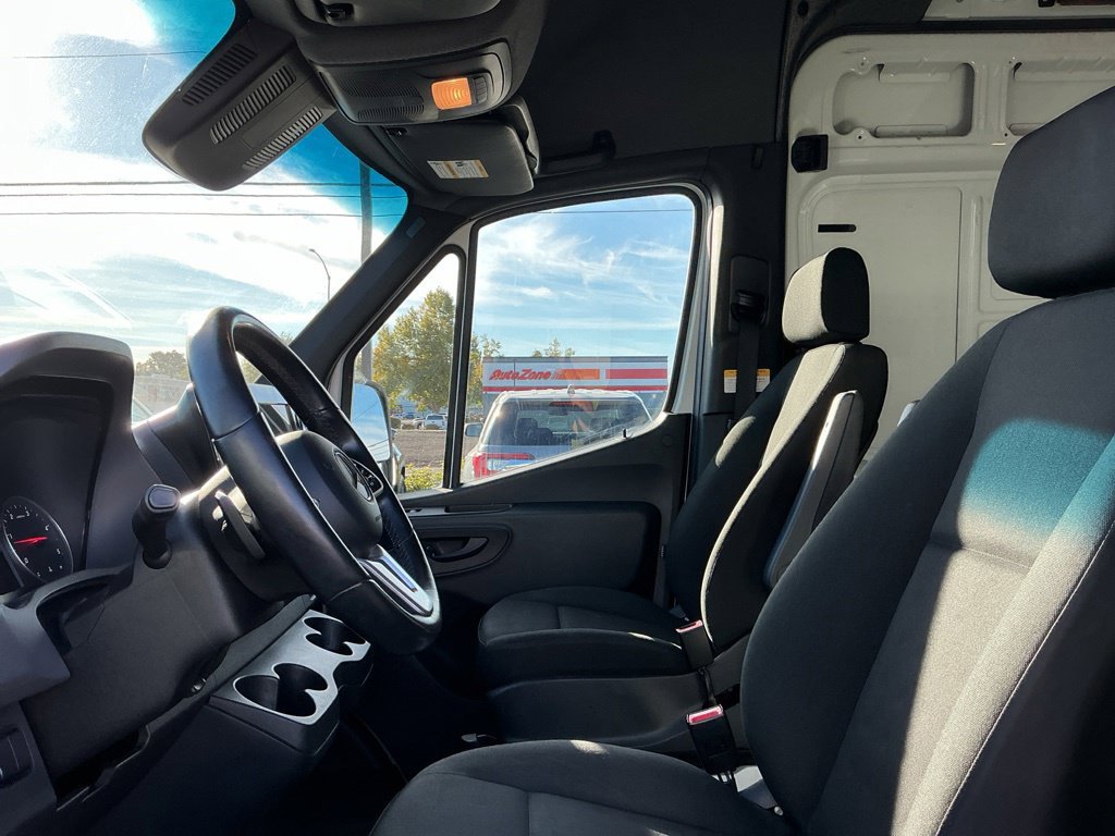 Used 2019 Mercedes-Benz Sprinter 144 image 13