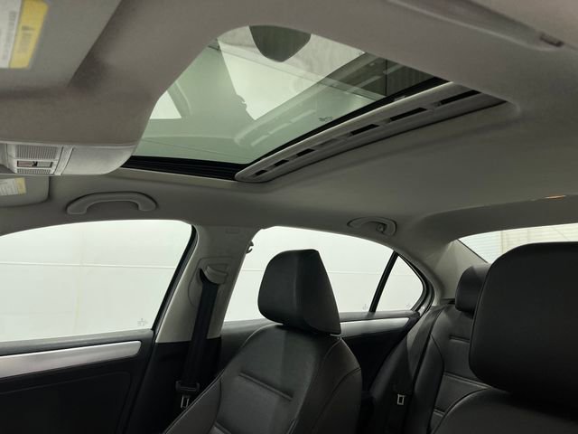 Used 2018 Volkswagen Jetta SEL image 12