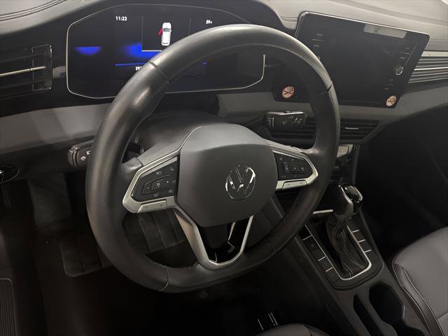 Used 2025 Volkswagen Jetta SE FWD image 18