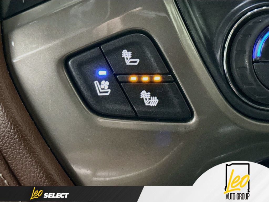 Used 2018 Chevrolet Silverado 1500 High Country AWD/4WD image 24
