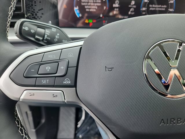 New 2026 Volkswagen Tiguan SE AWD/4WD image 11