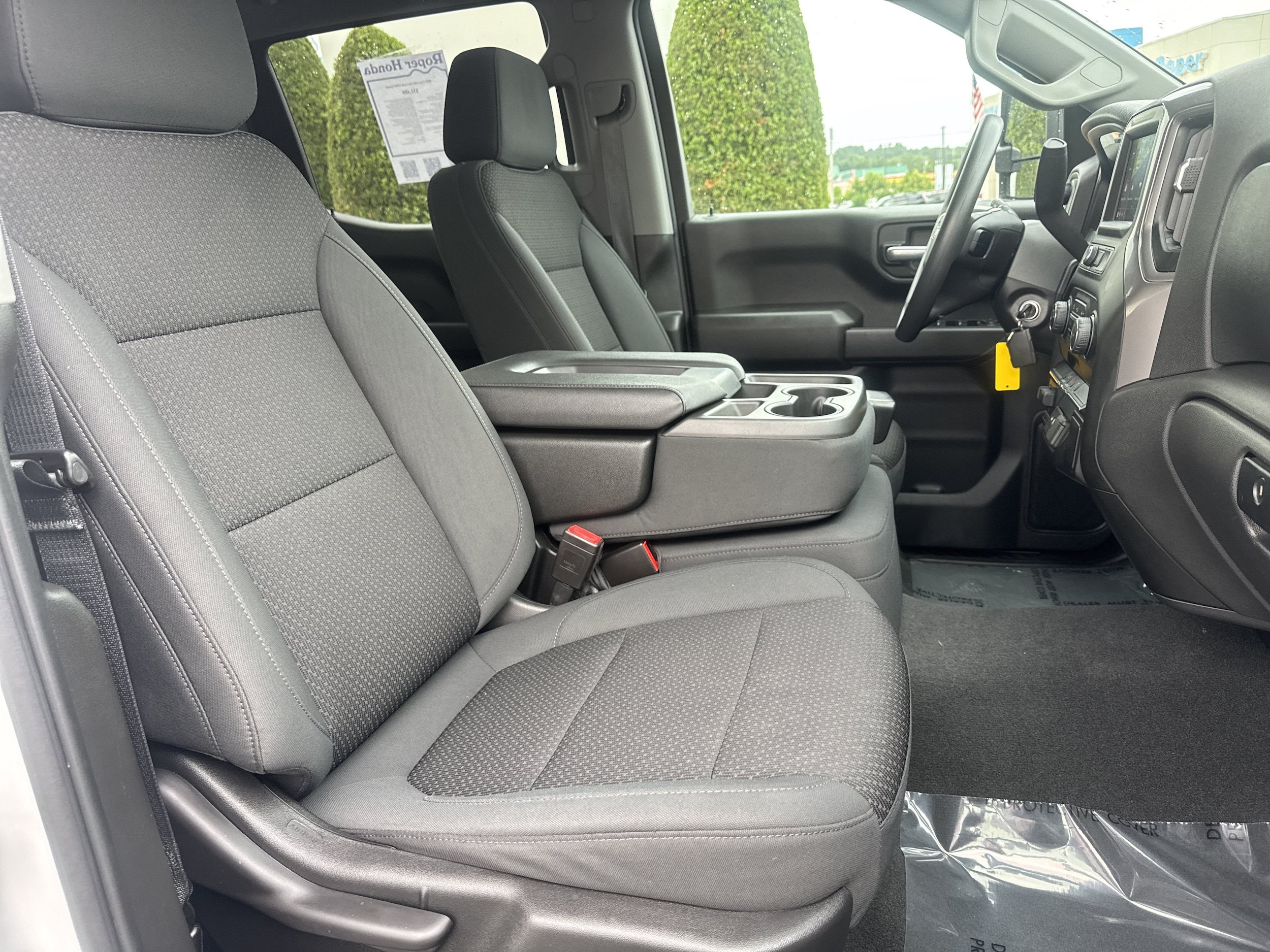Used 2021 Chevrolet Silverado 1500 Custom w/ Custom Max Trailering Package AWD/4WD image 11