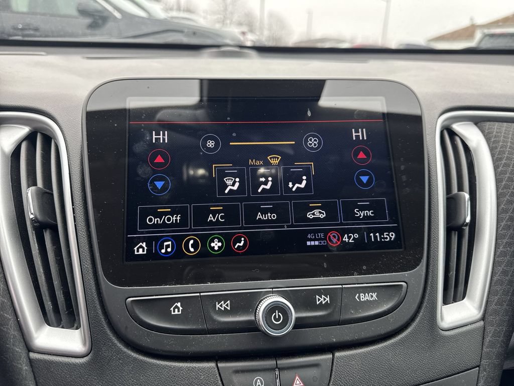 Used 2024 Chevrolet Malibu LT w/ Midnight Edition FWD image 18