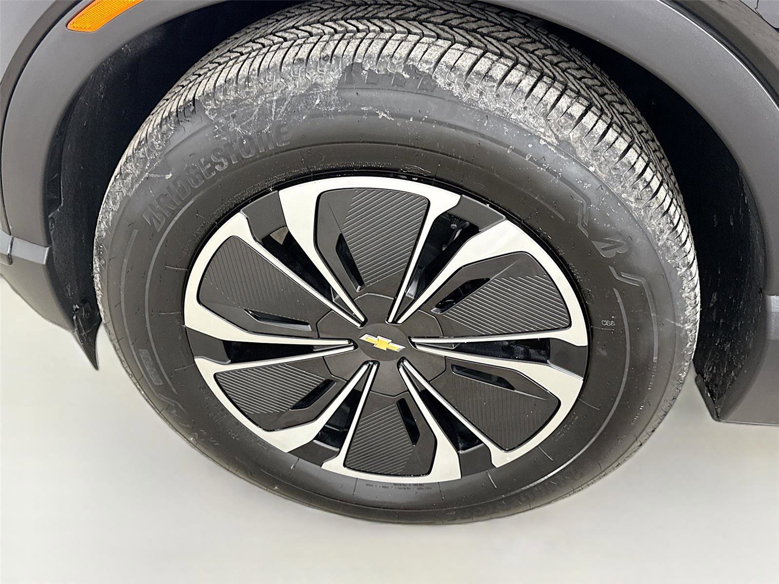 Used 2024 Chevrolet Blazer EV LT image 31