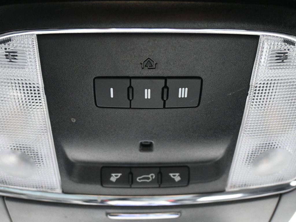 Used 2019 Jeep Grand Cherokee Limited image 29