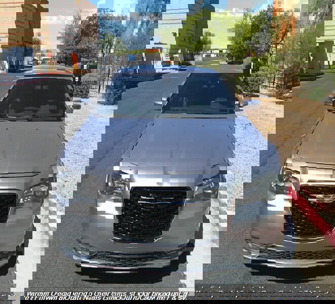 Used 2017 Chrysler 300 S image 2