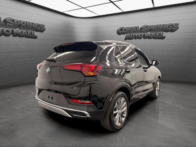 Used 2023 Buick Encore GX Essence w/ Experience Buick Package FWD image 5