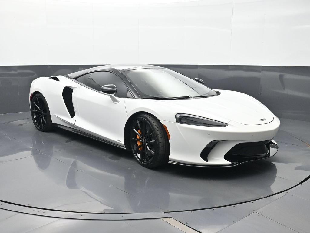 Used 2025 McLaren GTS RWD image 19