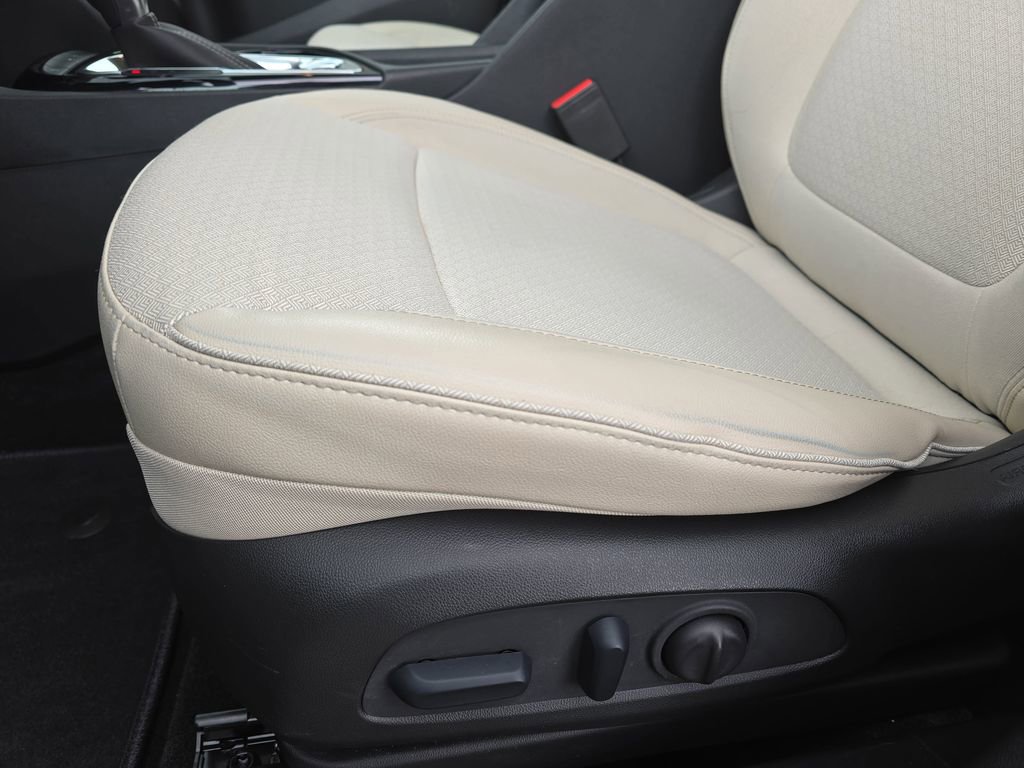 Certified 2023 Buick Encore GX Preferred w/ Cold Weather Comfort Package FWD image 30