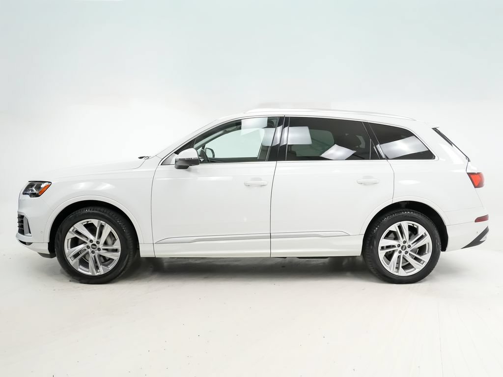 Used 2021 Audi Q7 3.0T Premium w/ Convenience Package AWD/4WD image 2