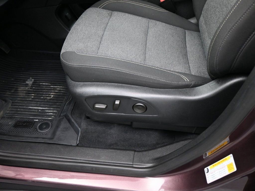 Used 2025 GMC Acadia Elevation image 10