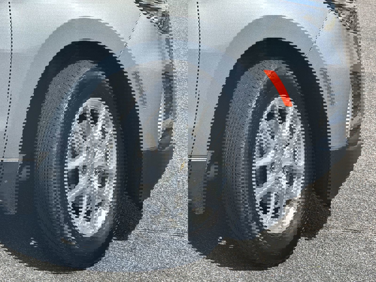 Used 2024 Chevrolet Equinox LT image 12