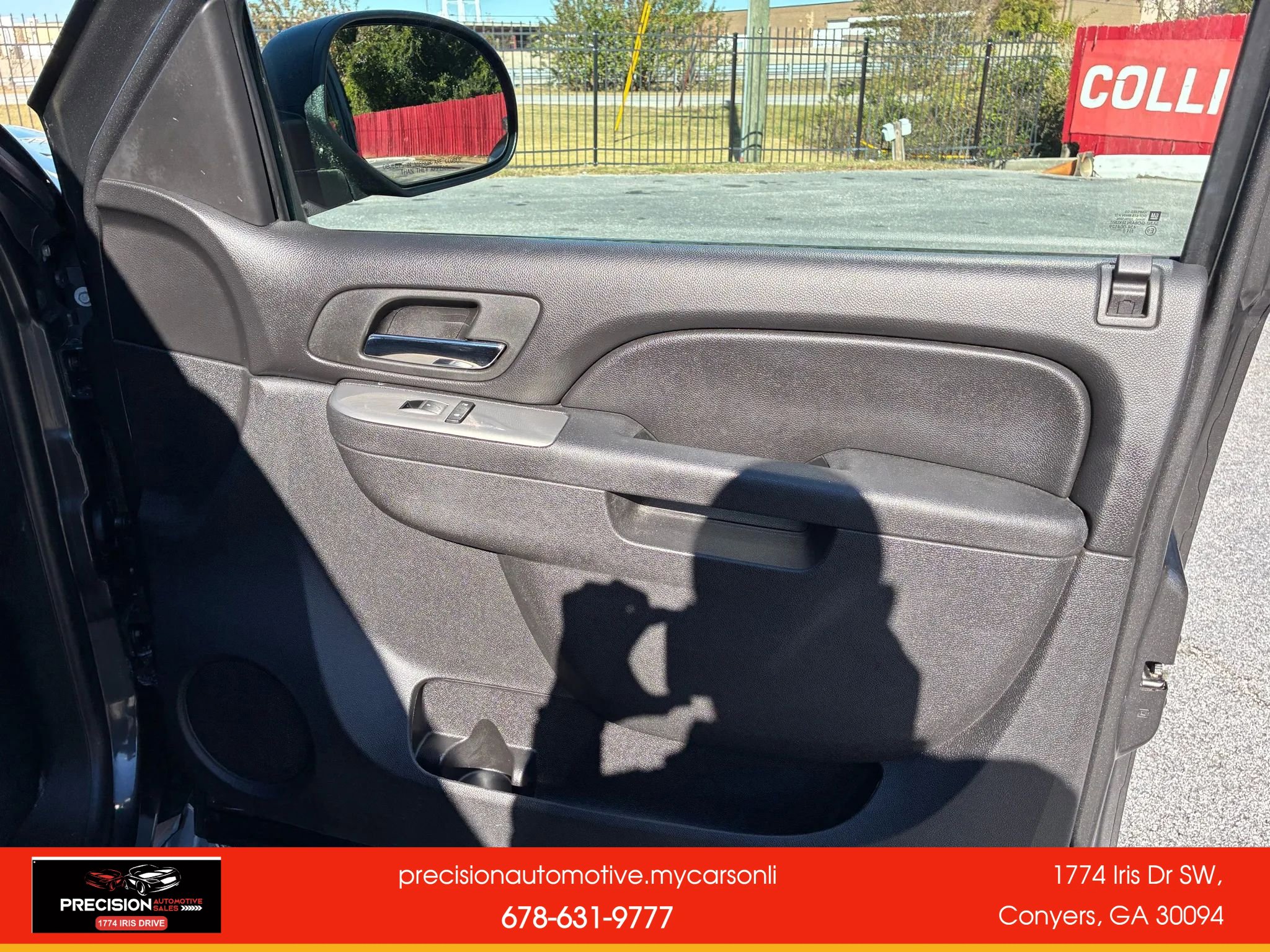 Used 2010 Chevrolet Tahoe LS image 16