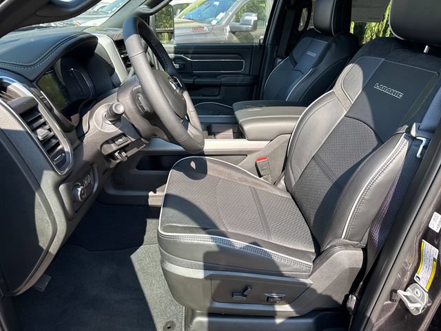 New 2026 RAM 2500 Laramie w/ Sport Appearance Package AWD/4WD image 14