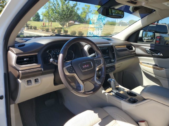 Used 2019 GMC Acadia Denali w/ Technology Package FWD image 24