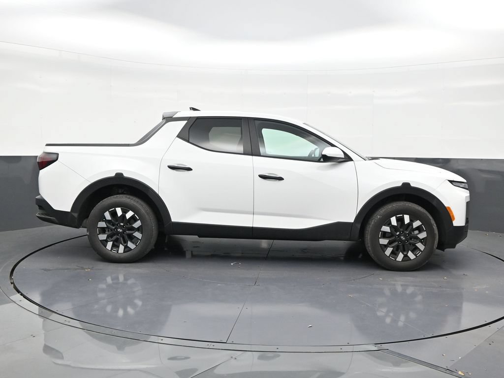 Used 2026 Hyundai Santa Cruz SE FWD image 6