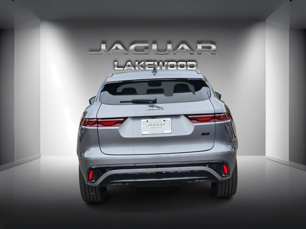 New 2026 Jaguar F-PACE R-Dynamic S image 4