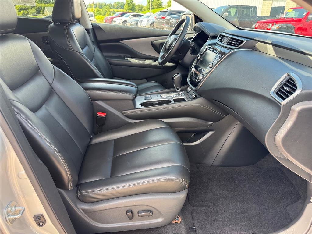 Used 2023 Nissan Murano SV AWD/4WD image 6