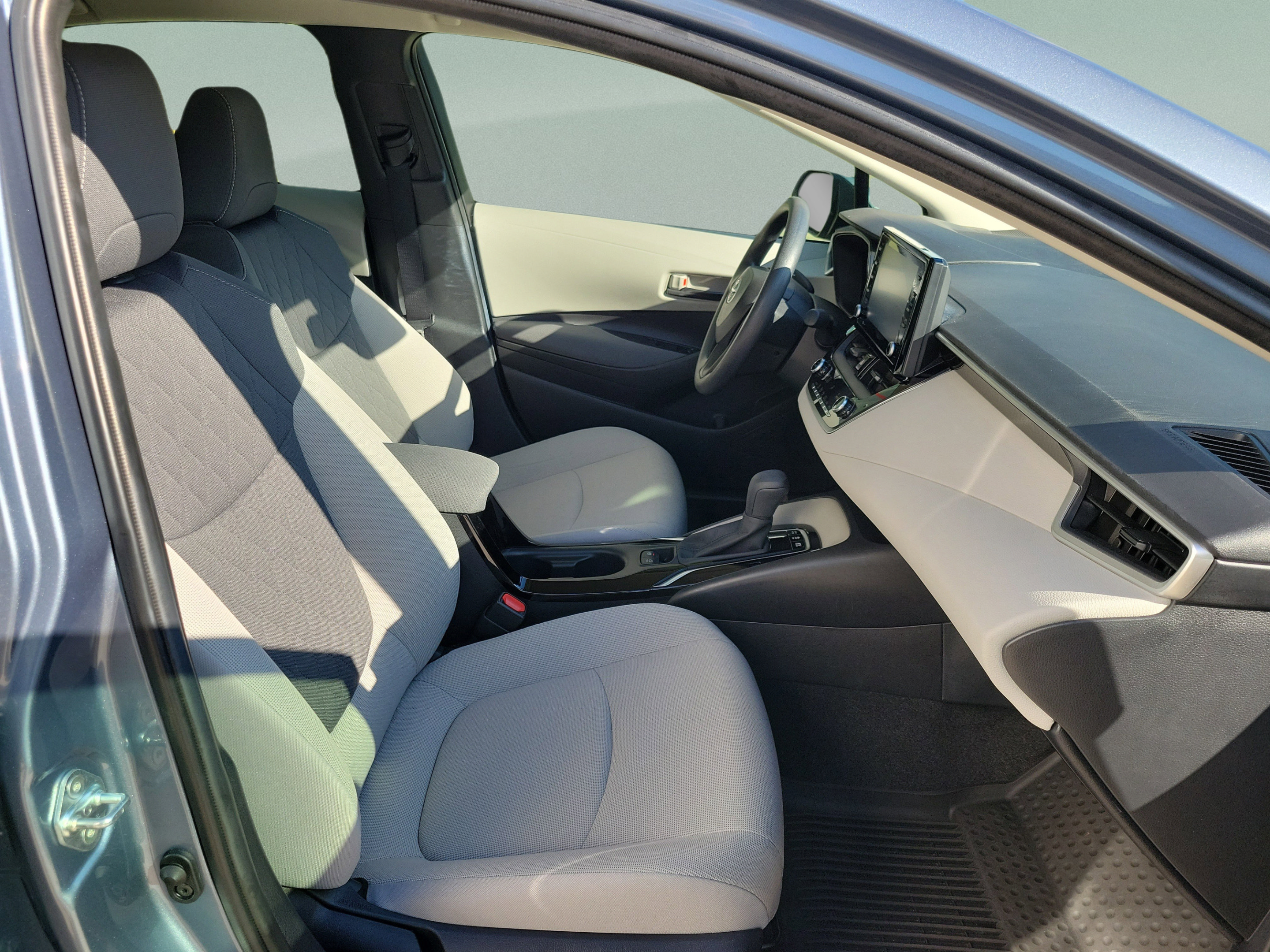 Certified 2022 Toyota Corolla LE FWD image 7