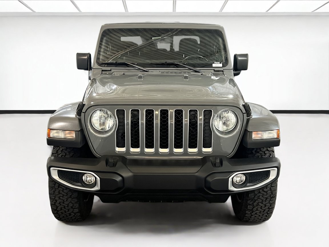 Used 2022 Jeep Gladiator Overland w/ Popular Equipment Package AWD/4WD image 2