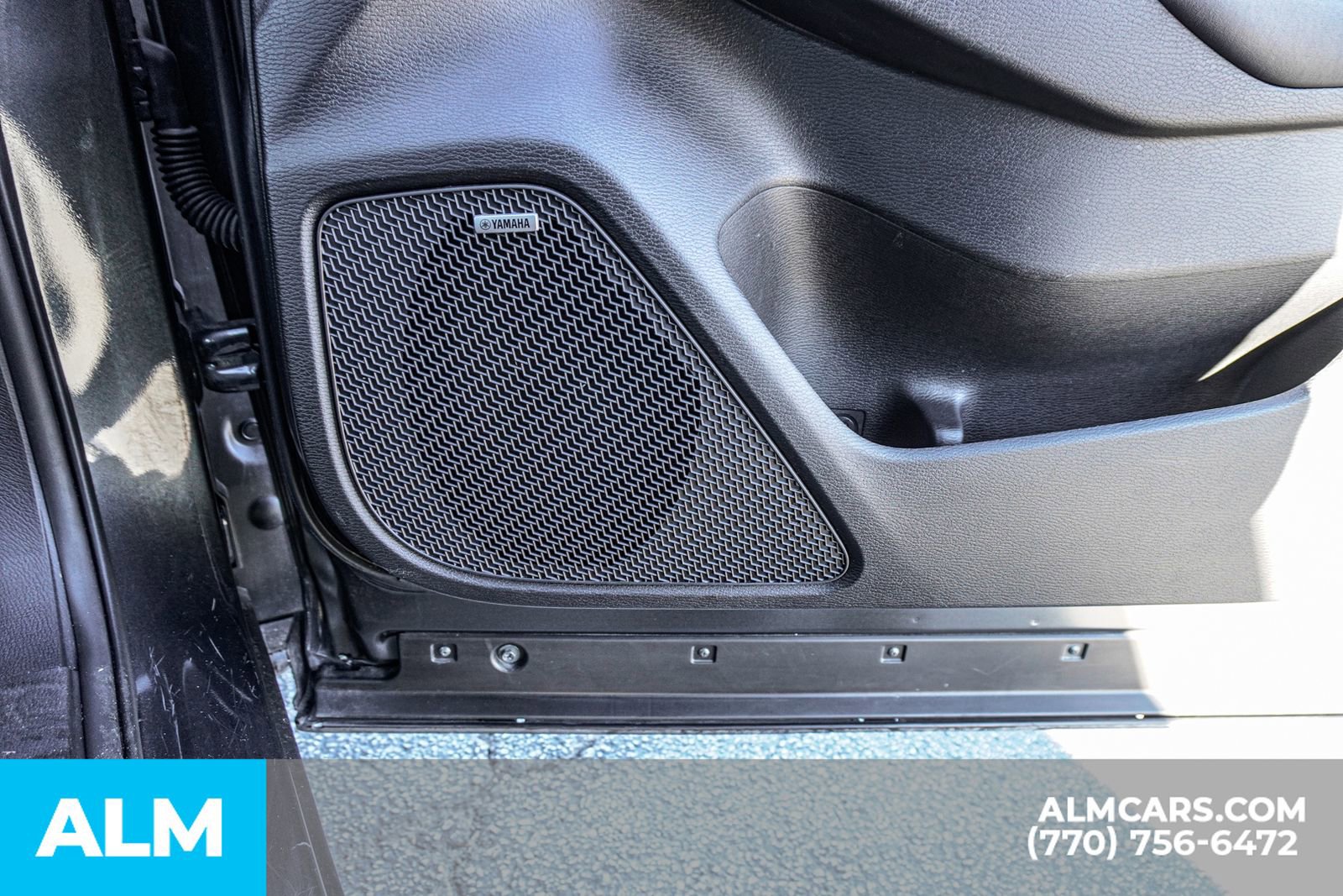 Used 2025 Mitsubishi Outlander SE image 53