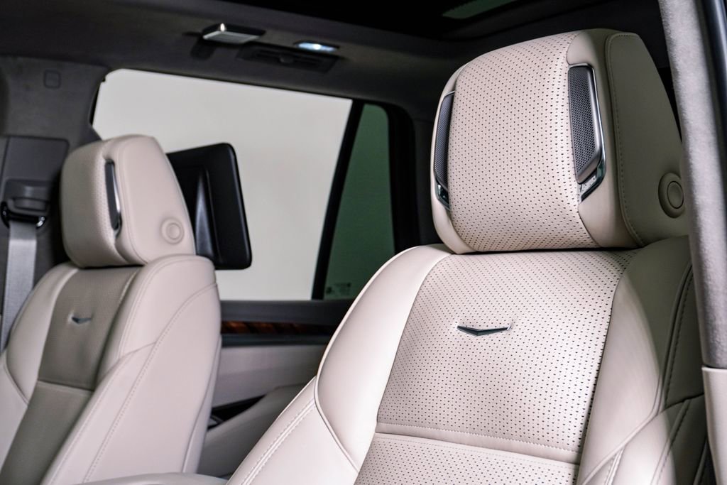 Used 2025 Cadillac Escalade Sport Platinum image 22