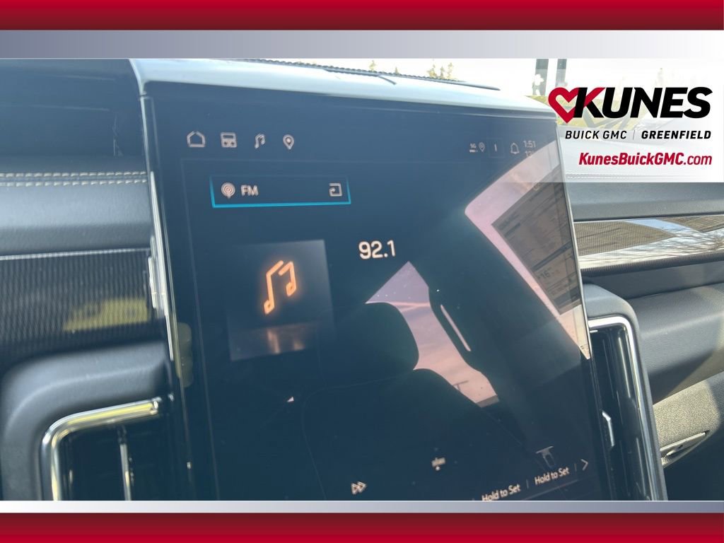 New 2026 GMC Yukon XL Elevation w/ Elevation Premium Package image 35