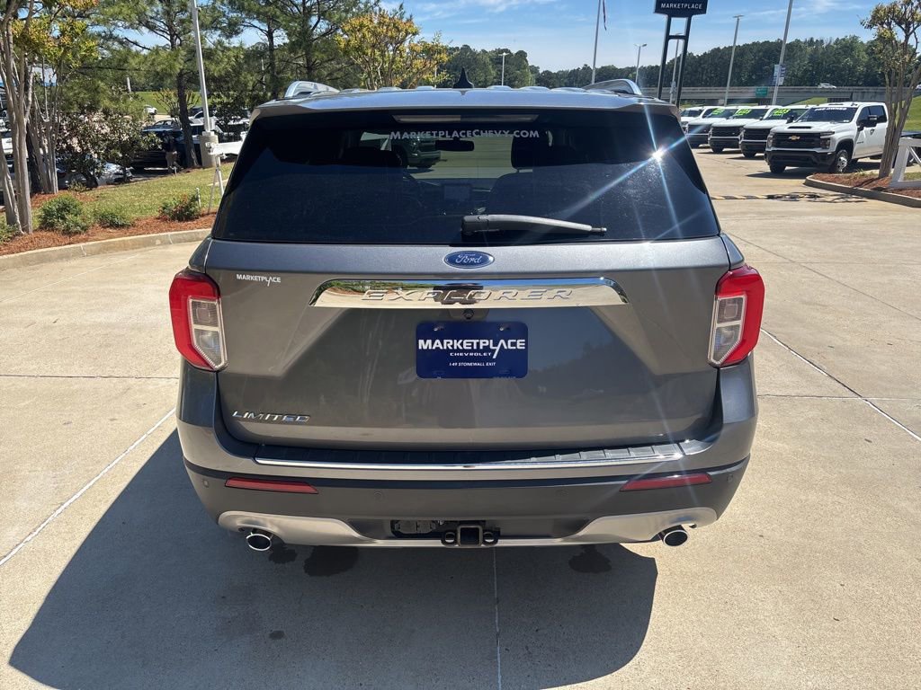 Used 2022 Ford Explorer Limited w/ Equipment Group 301A image 11