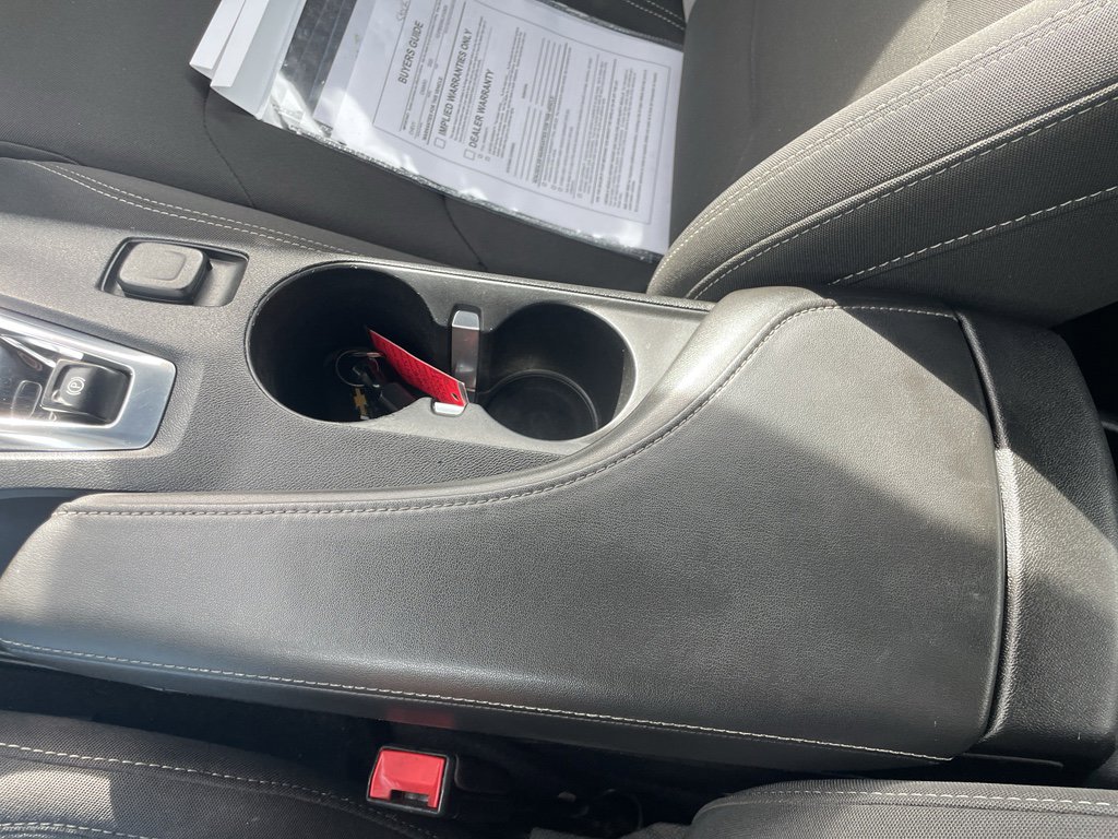Used 2020 Chevrolet Camaro LT image 42