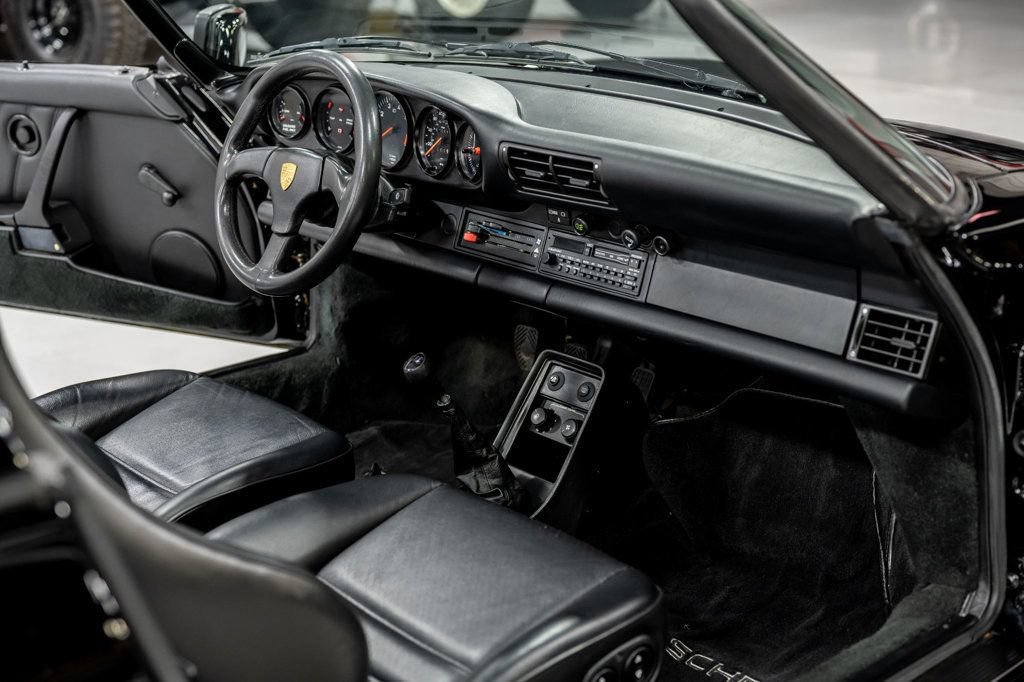 Used 1989 Porsche 911 Carrera RWD image 24