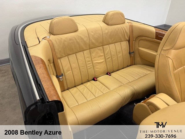Used 2008 Bentley Azure RWD image 28