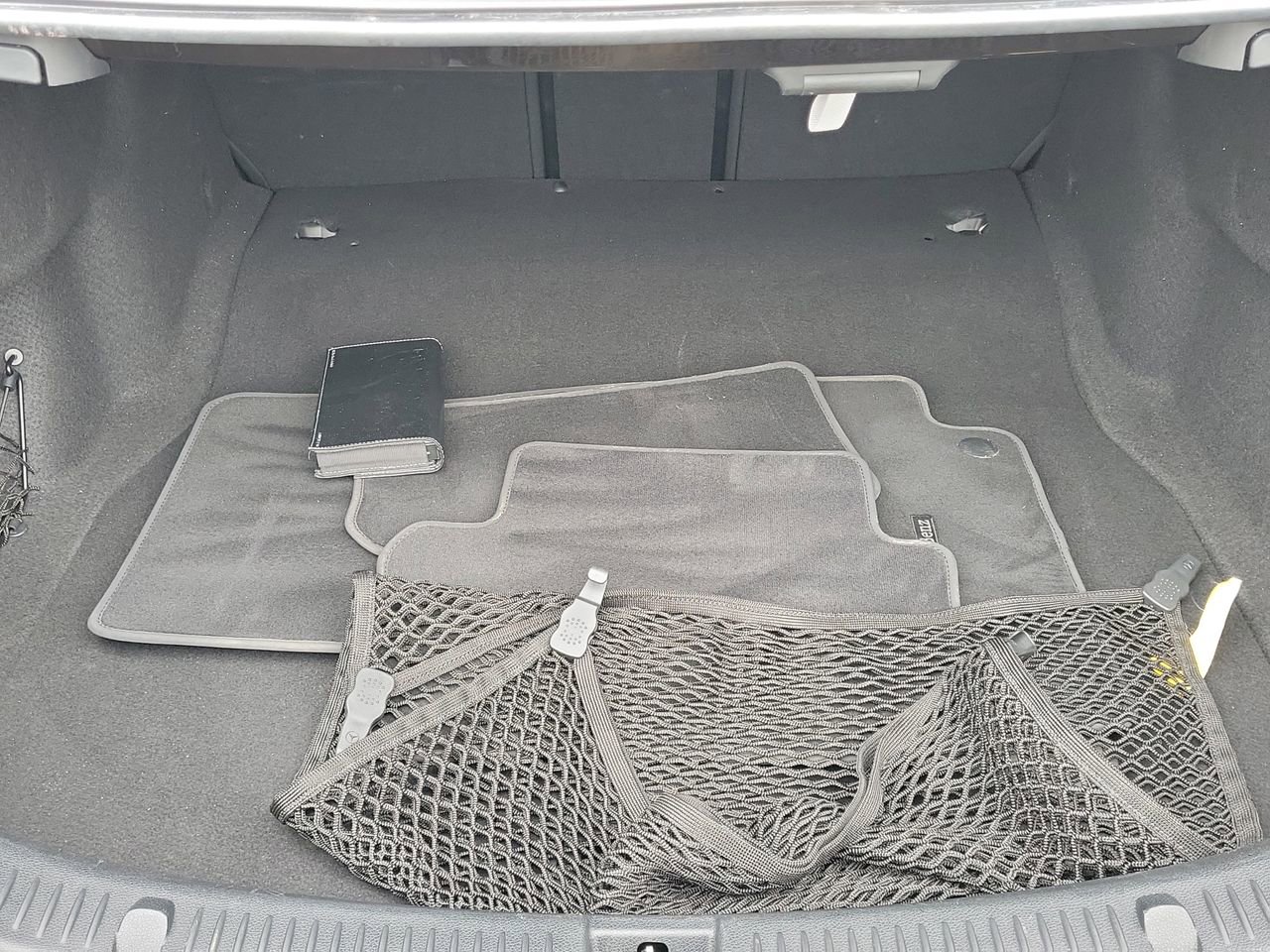 Used 2022 Mercedes-Benz E 350 Sedan image 8